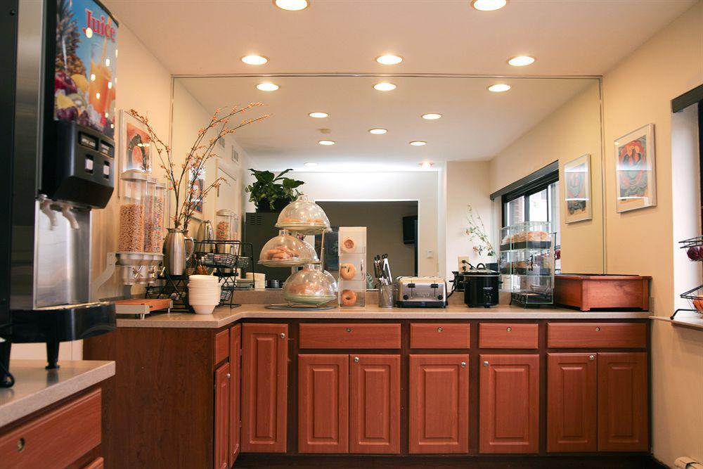 Best Western Plus Milwaukee West Restaurace fotografie